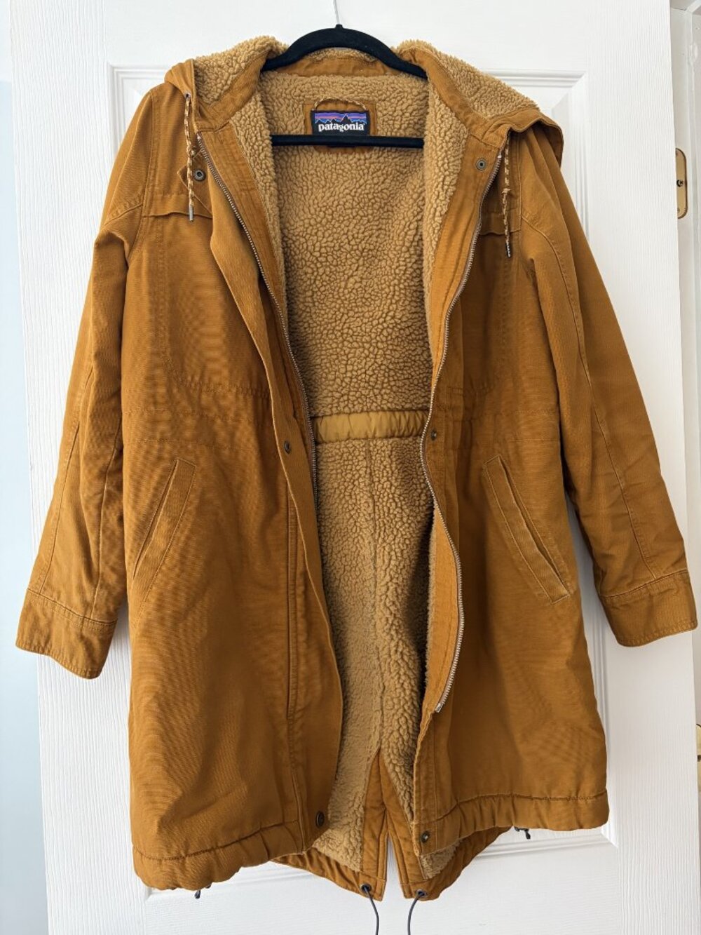 Patagonia Women's Small Tan Canvas Sherpa-Lined Hooded Parka